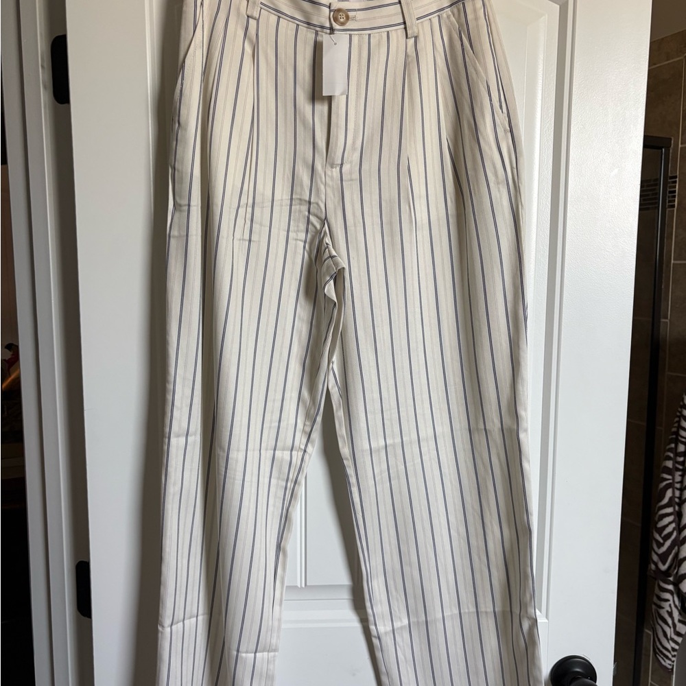 LOFT Women’s Cream and Blue Striped Dress Pants- New with Tag